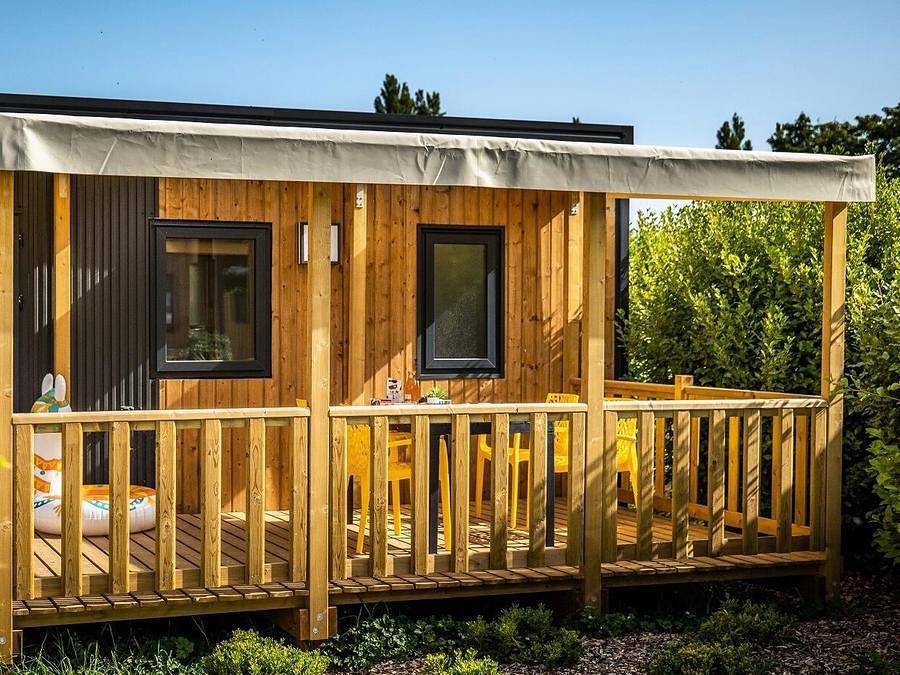 Camping Le Domaine de Mesqueau - Mobilhome 4 personnes - Cottage Premium 3 Pièces 4 Personnes +Tv in Plougasnou, Ceinture Dorée
