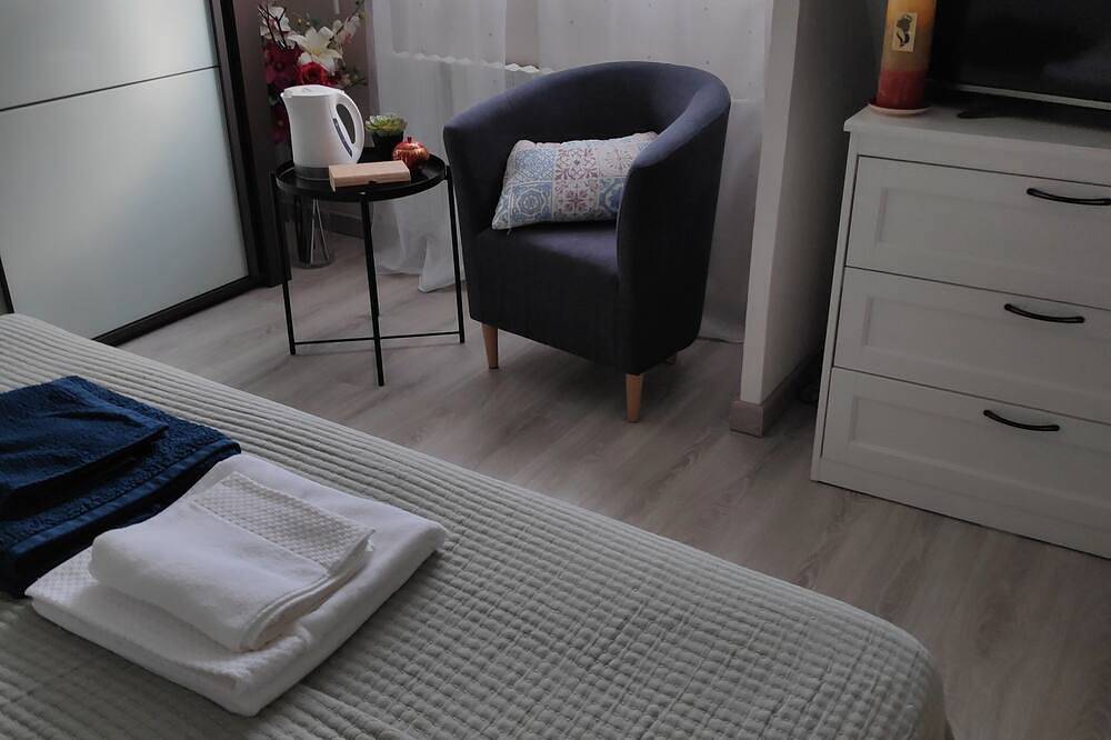 Kastell-Mor, bed and breakfast in a green setting 5 minutes from the beach! in Santec, Ceinture Dorée