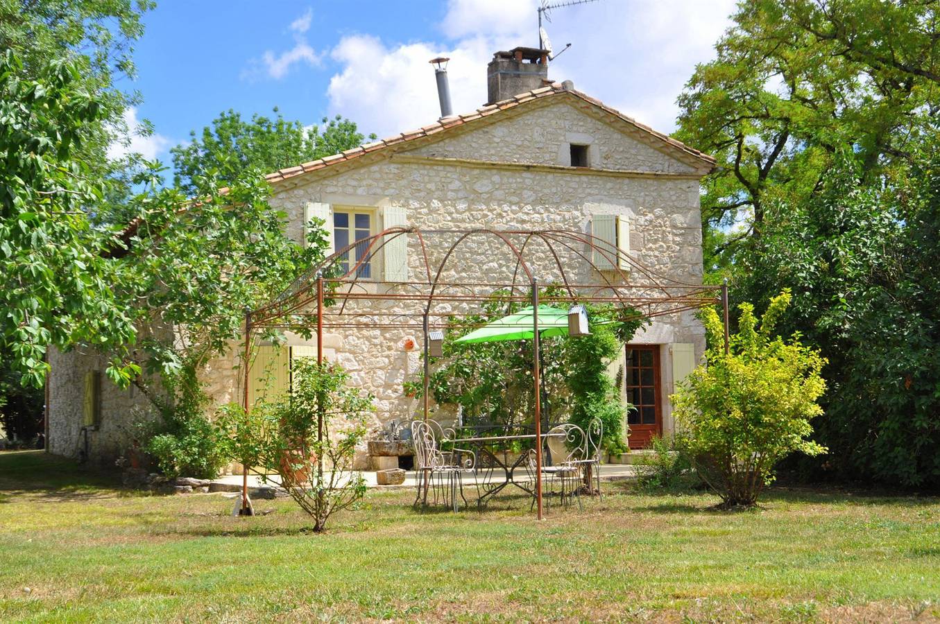 La Maison des Chênes in Cahuzac-sur-Vère, Albi region