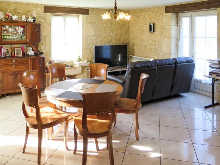 Location de vacances pour 6 personnes, avec terrasse ainsi que piscine et jardin à Montcabrier - 3