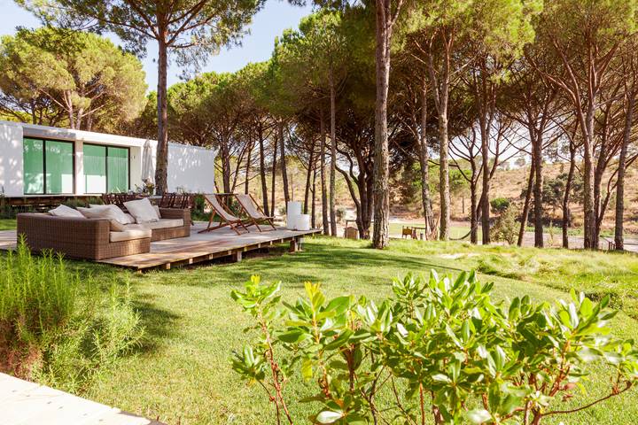 Location de vacances pour 12 personnes, avec terrasse et jardin à Comporta - 3