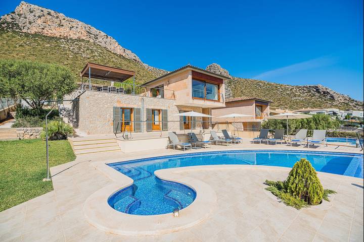 Villa Bonavista By SunVillas Mallorca in Port de Pollença, Pollença