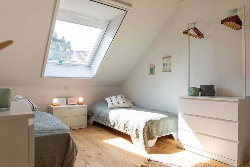 Ganze Wohnung, Beneke – Ferienwohnung im Gulfhof in Rysum bei Greetsiel, 85 m²/6 Pers. in Rysum, Krummhörn
