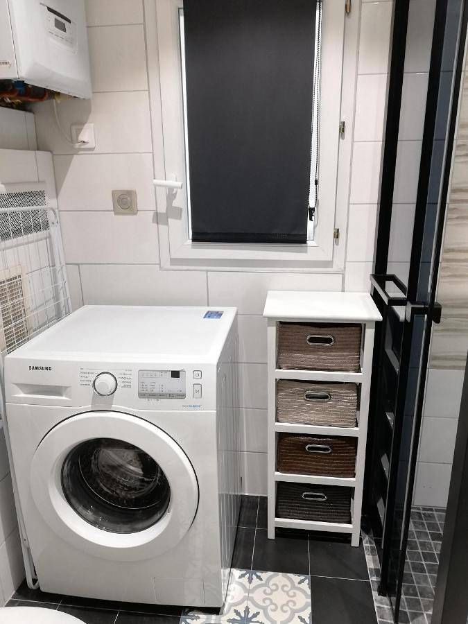 Appartement entier, One-Bedroom Apartment in Plombières-lès-Dijon, Région de Dijon