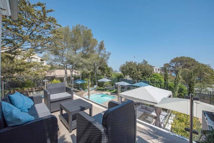 Chambre d’hôte pour 2 personnes, avec piscine et sauna ainsi que jardin et vue à Fréjus - 4