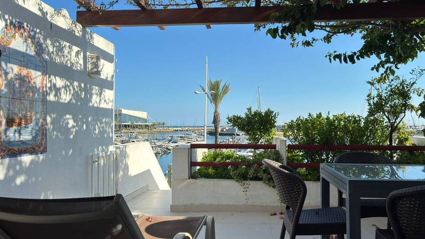 Ferienwohnung für 4 Personen, mit Garten und Balkon sowie Pool - 1