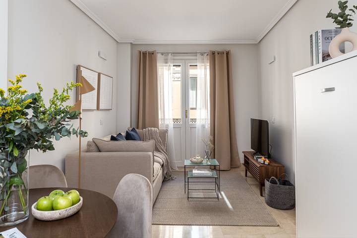 Ferienwohnung für 4 Personen, mit Balkon in Madrid