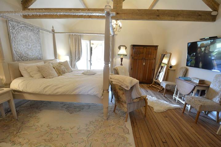 Love Nest in Over Haddon, Derbyshire