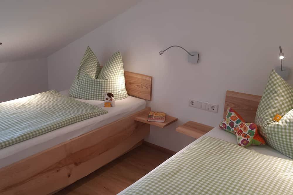 Ganze Wohnung, Neubau - Freundliche Fewo Bergblick in Höslwang, Chiemsee
