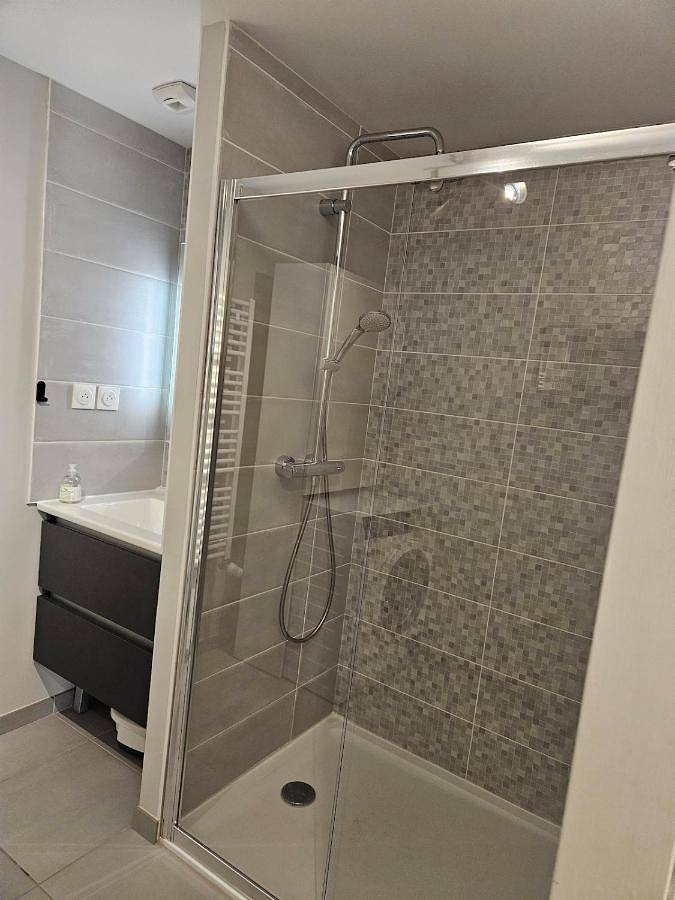 Two-Bedroom House in Vannes, Côte des Mégalithes