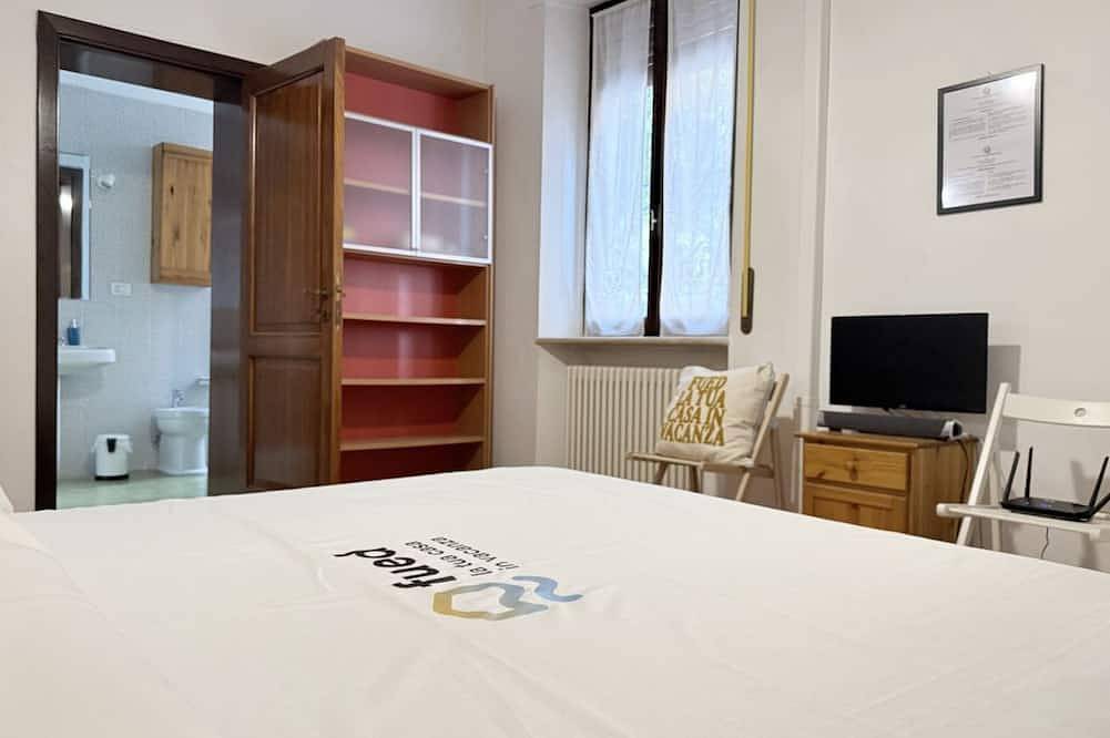 Appartamento intero, A47 – Ancona, quadrilocale in pieno centro in Ancona (Italia), Riviera del Conero