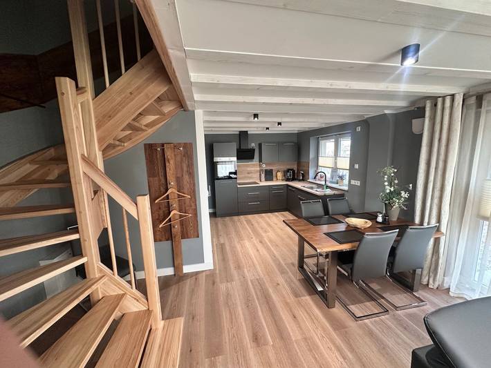 Bungalow für 4 Personen, mit Garten und Whirlpool sowie Sauna, kinderfreundlich in Krakow am See