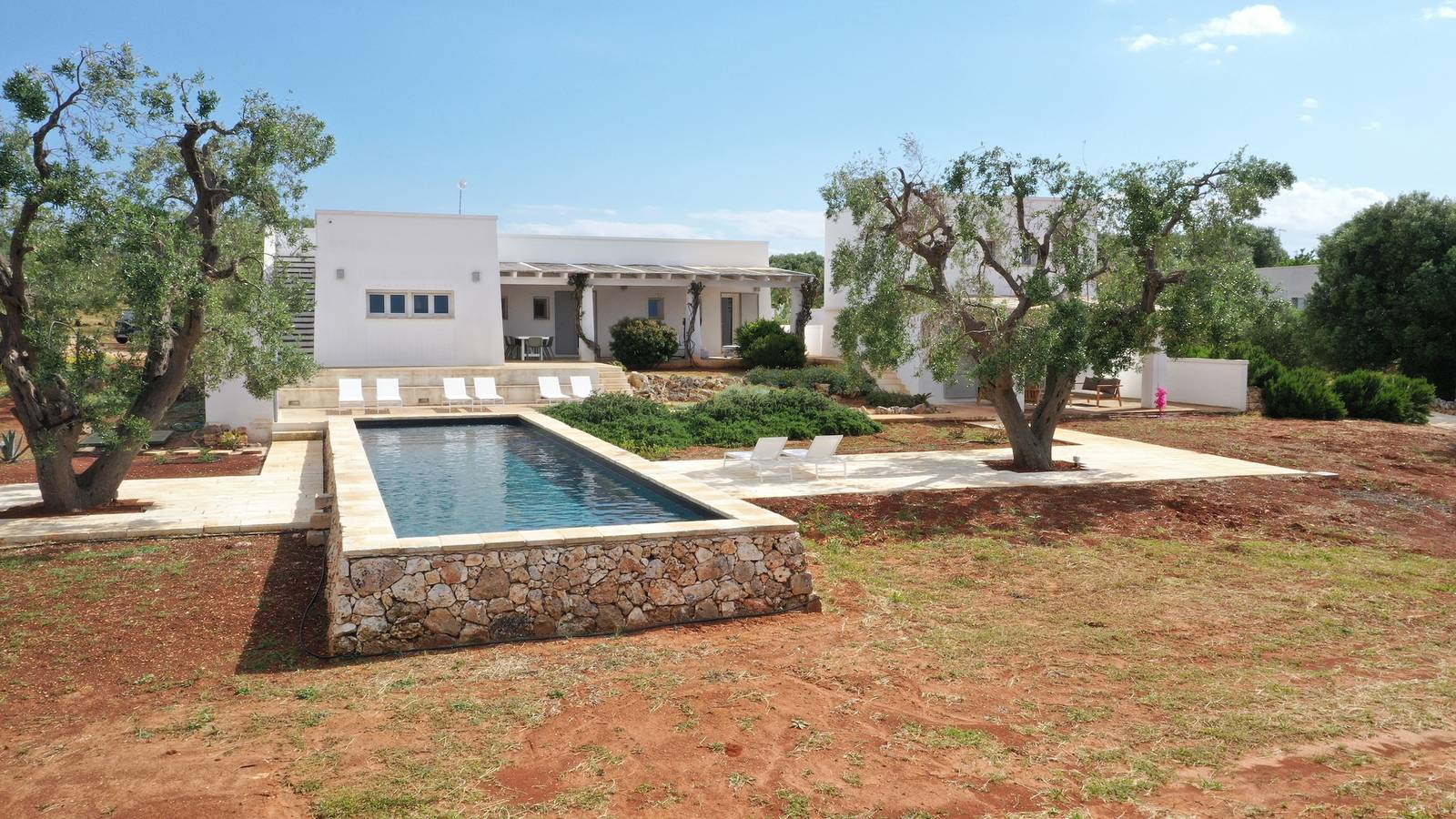 Villa "Fora" vicino al mare con piscina, Wi-Fi, giardino e terrazza in Carovigno, Salento