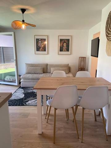 Gîte pour 4 personnes, avec terrasse à Poisy