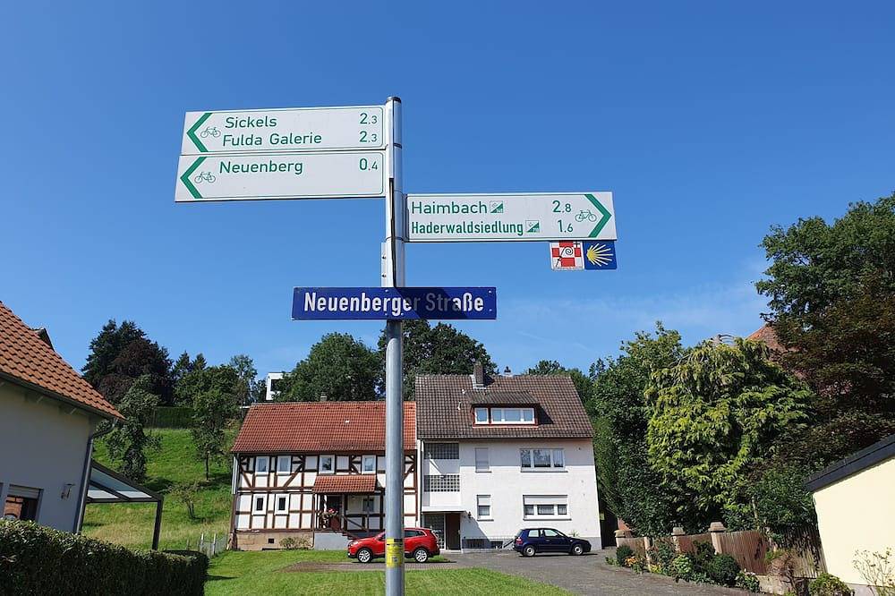 Ganze Wohnung, Stadtnahe, gemütliche Ferienwohnung 3 Zkb, 50m² in Fulda, Rhön-Hessen