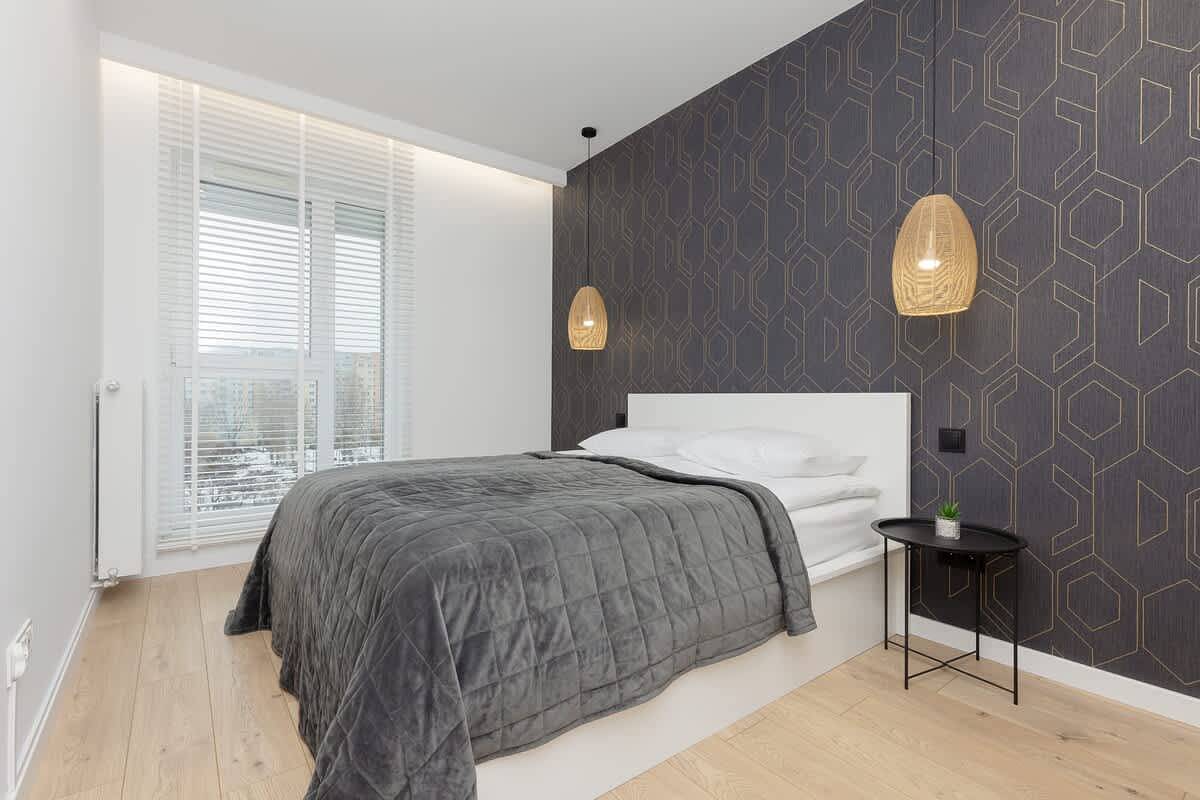 Ganze Wohnung, Spacious Apartment | Balcony with Swing | Parking. in Bielany, Warschau