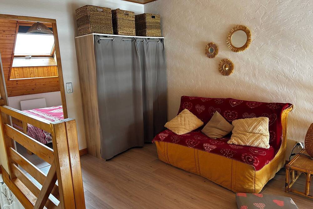 Ganze Wohnung, Cosy duplex in the Haut-Jura with detached garage. in Prémanon, Regionaler Naturpark Hochjura