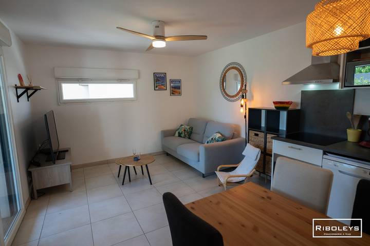 Location de vacances pour 6 personnes, avec jardin et piscine, adapté aux familles dans Vias Plage - 3