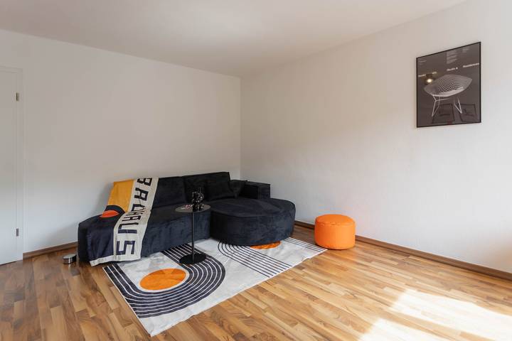 Entire apartment, Apartment 'Fritz Am Bauhausmuseum' with Balcony and Wi-Fi in Dessau, Dessau-Wörlitz Gartenreich