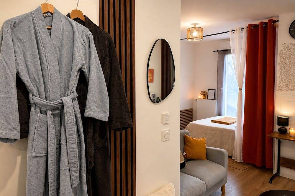 Ganze Wohnung, Apartment with terrace and private garden near Disney & shopping center in Bussy-Saint-Georges, Seine-et-Marne