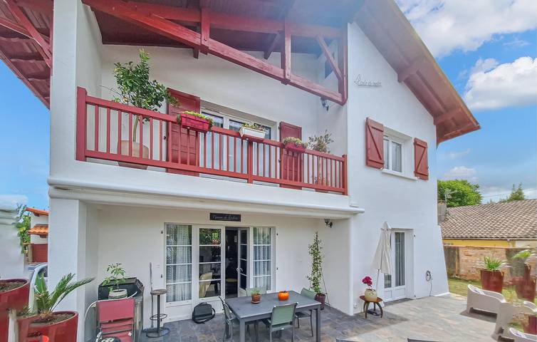 Location de vacances pour 8 personnes, avec jardin et terrasse à Dax - 2