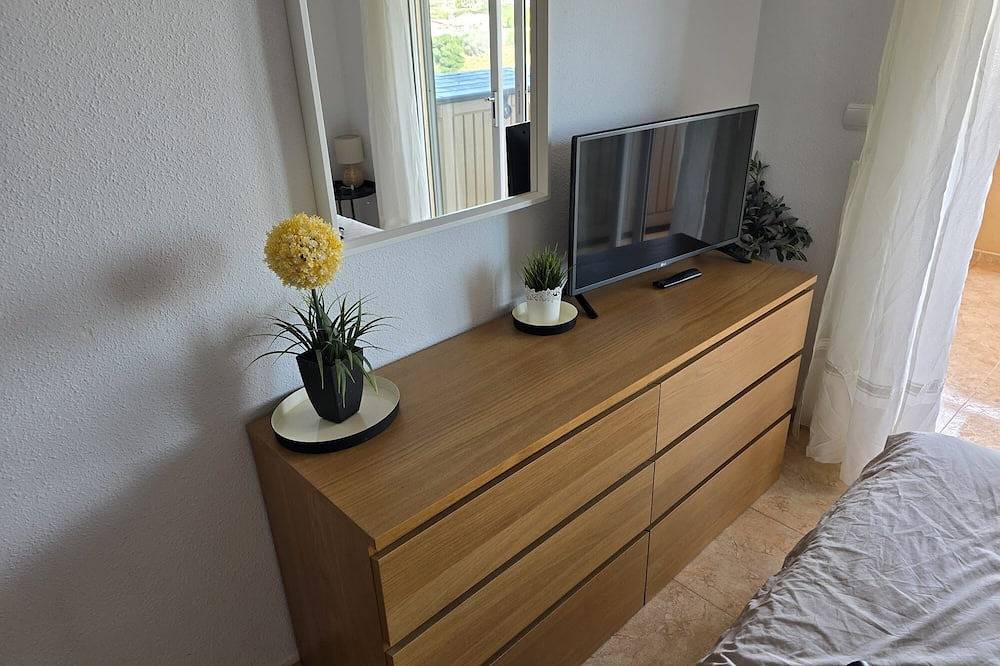 Hel lejlighed, Superb Family Apartment-Pool, Sea Views, Large Terrace, Air Con, Wifi, Smart Tvs in Las Calas, Torrevieja