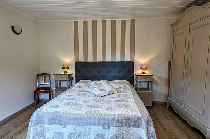 Gîte pour 9 personnes, avec jardin à Servance - 3