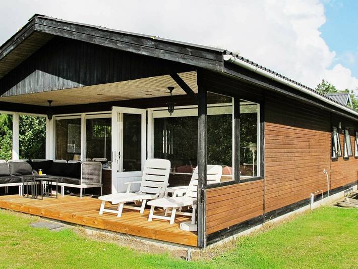 Ferieudlejning for 4 personer i Hou