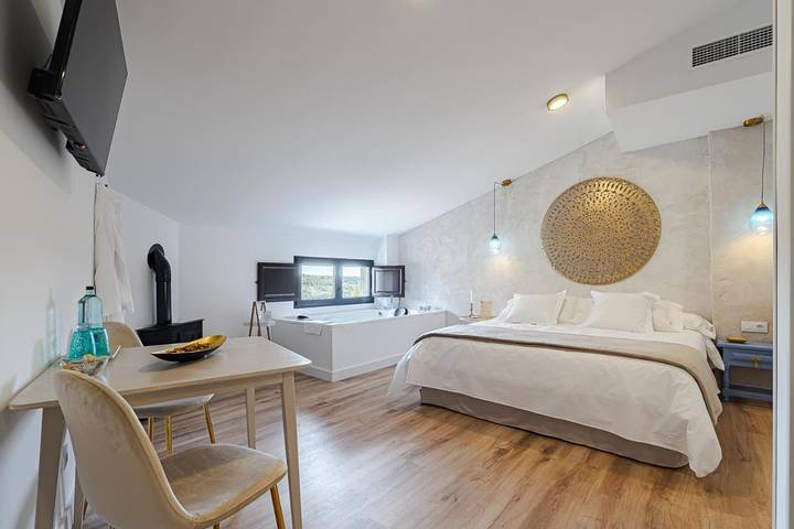 Maison de campagne pour 2 personnes, avec jardin ainsi que jacuzzi et piscine à Sigüenza - 2