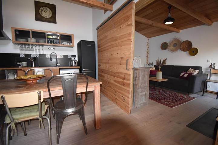 Location de vacances pour 5 personnes, avec terrasse à Thairé - 2