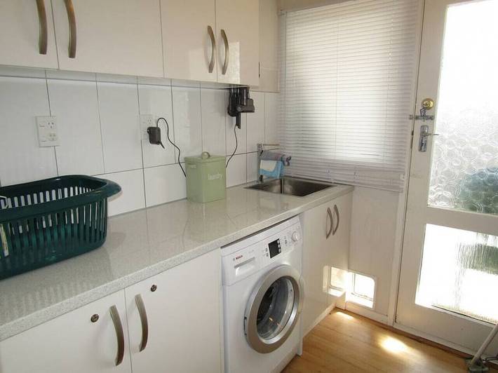 Holiday home for 8 people, with balcony and garden, with pets in Taupo District