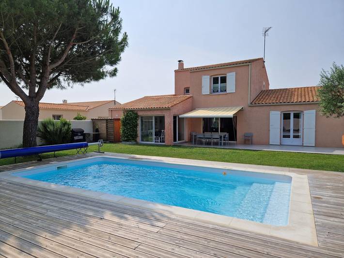 Location de vacances pour 6 personnes, avec terrasse à Angoulins