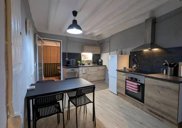 Casa rural con piscina para 8 personas, con piscina además de jardín y vistas en Provincia de Huesca - 4