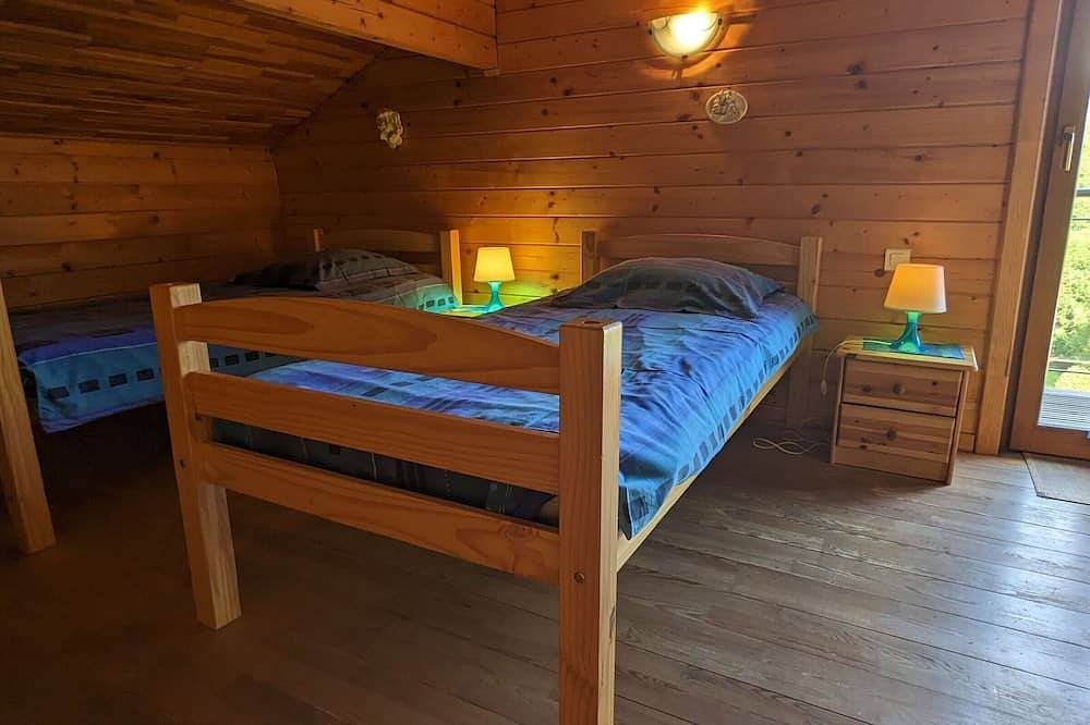 Gemütliches Chalet mit Kamin in Taintrux in Taintrux, Sankt Didel