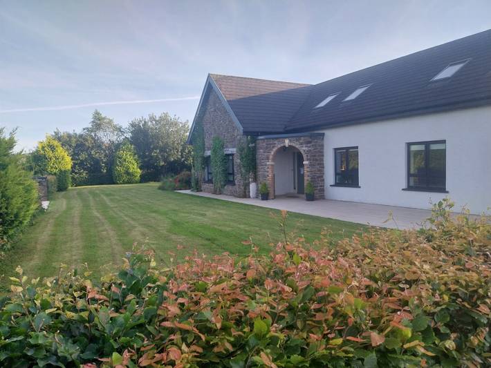 Holiday rental for 11 people, with Hot tub in County Kerry