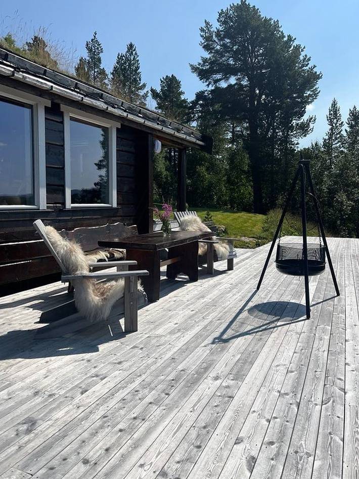 Berghütte bei Hundsåvatnet mit großer Veranda in Orkdal