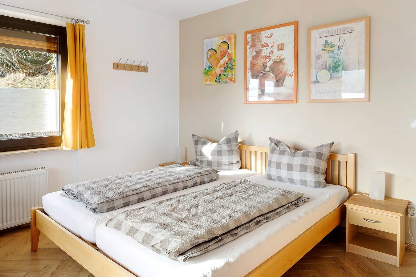 Geheel appartement, Appartement 'Haus Wintersonne - Fewo Luchs' met privé terras, gedeelde tuin en Wifi in Feldberg (Schwarzwald), Feldberg