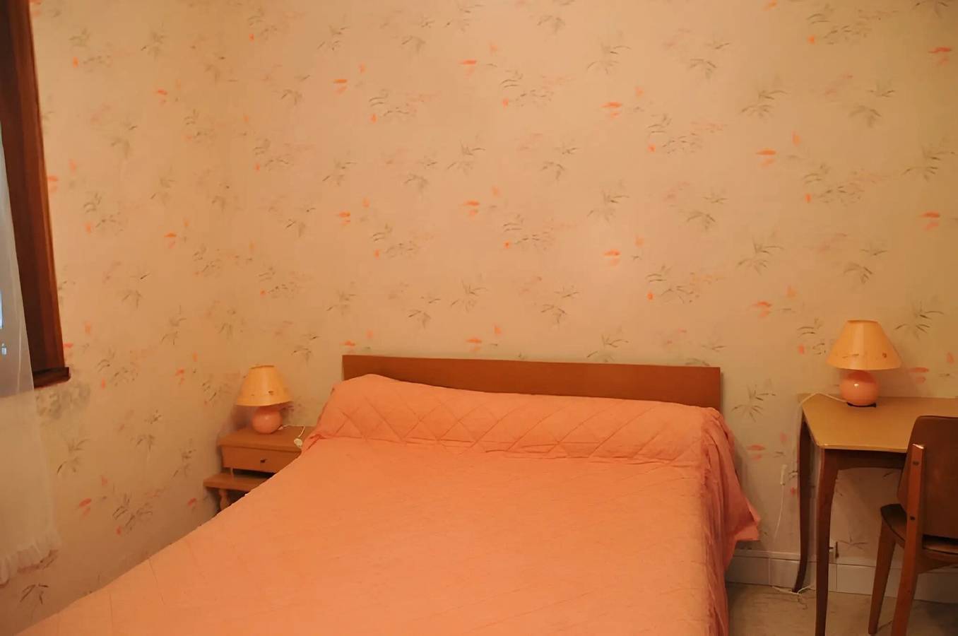 Chambres d'hôtes Bellevue - Kamer 5 in Junhac, Aurillac en omgeving