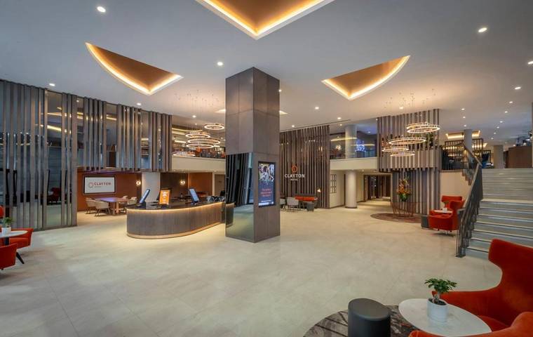 Hotel para 3 pessoas, com jacuzzi e sauna e ainda piscina - 1