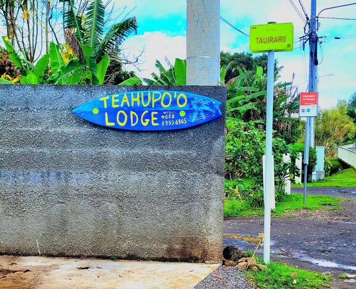 Location de vacances pour 3 personnes, avec vue ainsi que terrasse et jardin dans Teahupo'o - 4