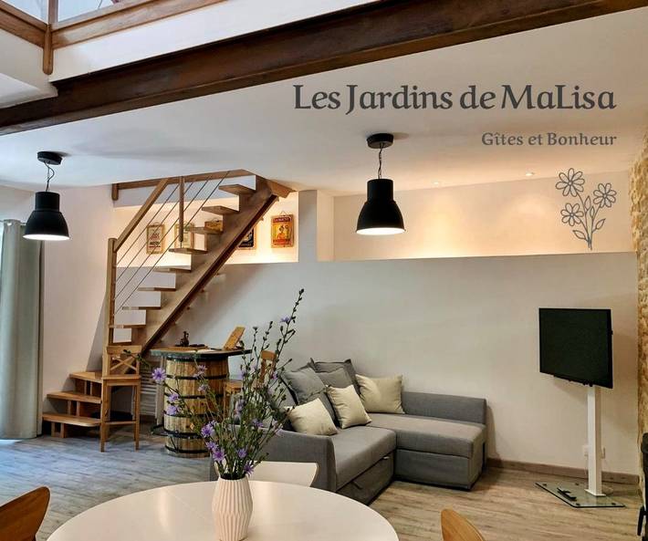 Gîte pour 2 personnes, avec vue ainsi que jardin et piscine à Ferrières-la-Verrerie - 2
