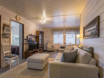 Gîte pour 4 personnes, avec sauna et balcon dans Akaslompolo