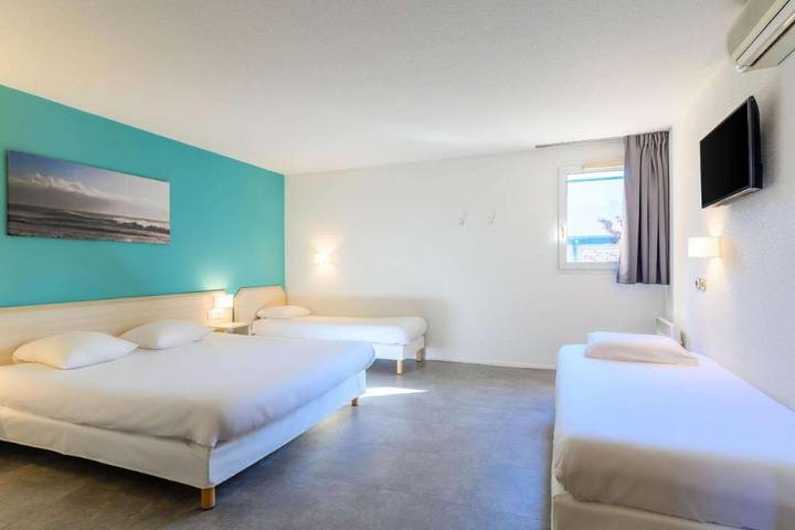 Hôtel pour 2 personnes, avec terrasse et jardin à Saran - 2