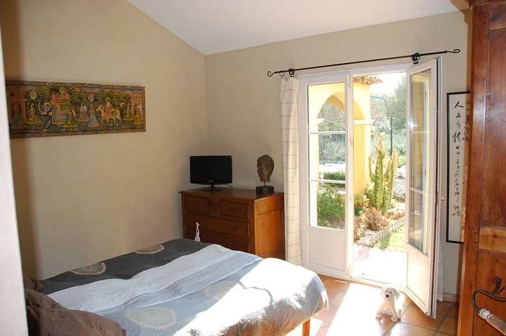 Location de vacances pour 8 personnes, avec jardin à La Farlède - 3