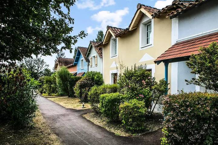 Appartement de vacances pour 4 personnes, avec piscine ainsi que balcon et vue dans le Gers - 3