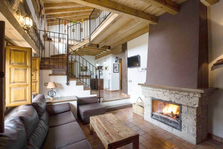 Casa rural para 4 personas, con vistas además de terraza y jardín, Se admiten mascotas en Provincia de Jaén - 2