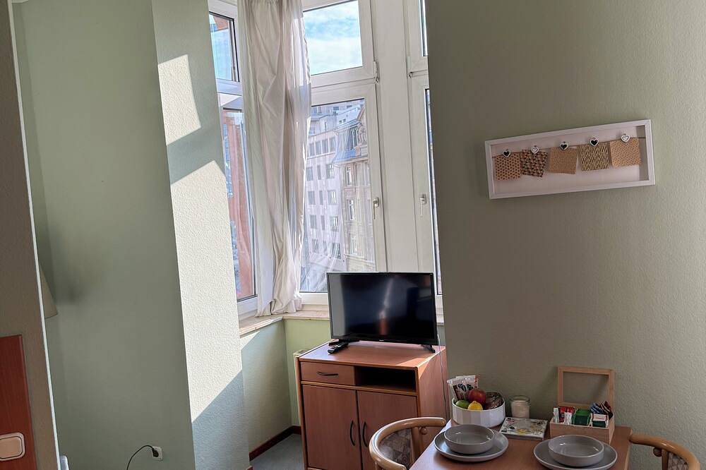 Appartamento intero, Central View Cozy Apartment Frankfurt neorenaissance in Francoforte, Hesse del Sur