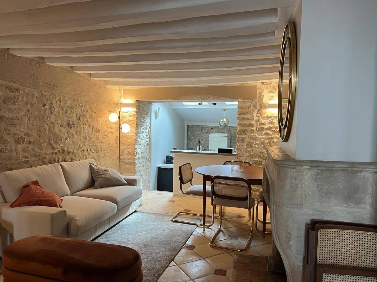Two-Bedroom House in Maule, Yvelines