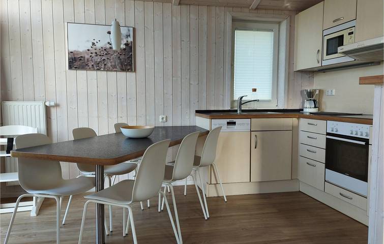 100m zum Strand: Terrasse Apartment w/ Parkplatz & Internet in Friedrichskoog-Spitze, Friedrichskoog
