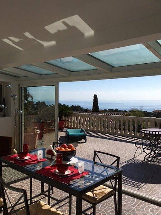 B&B : "Entre Mer et Jardin" (Ei Riazi) - Entre Mer et Jardin in Sausset-les-Pins, Région d'Istres